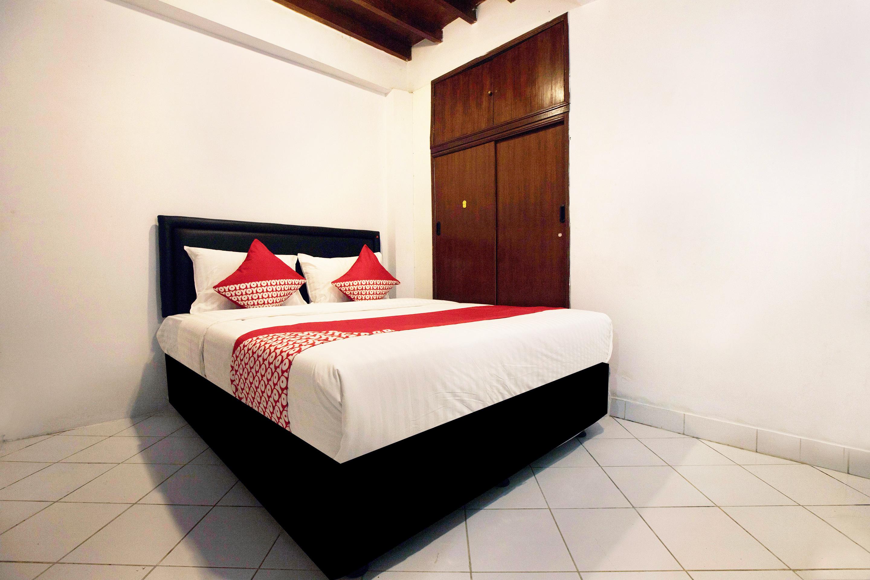 Oyo 146 Menteng Residence Jakarta Exterior photo